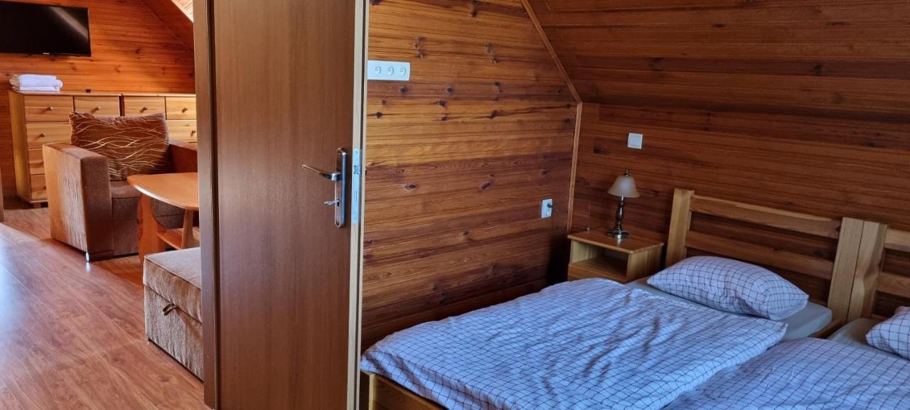 Chata Línia Kokava nad Rimavicou Exterior foto